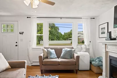 456 North St, Bridgewater, MA 02324 - Photo 5