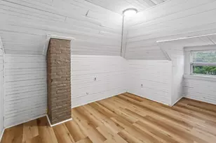 13 Oak St, Clinton, MA 01510 - Photo 29