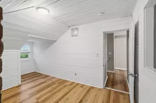 13 Oak St, Clinton, MA 01510 - Photo 35
