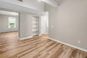 13 Oak St, Clinton, MA 01510 - Photo 11