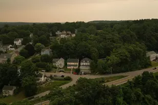 13 Oak St, Clinton, MA 01510 - Photo 3