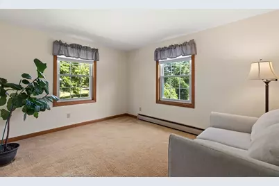 51 Point St, Berkley, MA 02779 - Photo 19