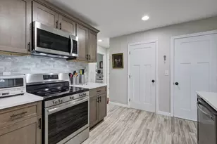505 Alvord Pl, South Hadley, MA 01075 - Photo 13