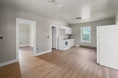 32 Worcester, Charlton, MA 01507 - Photo 5