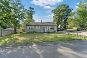 18 Evergreen Rd, Plainville, MA 02762 - Photo 1