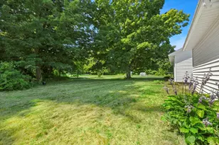 140 Everett St, Easthampton, MA 01027 - Photo 25