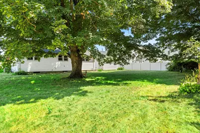 140 Everett St, Easthampton, MA 01027 - Photo 25