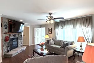 11 Carol Cir, Westfield, MA 01085 - Photo 7