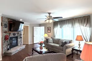 11 Carol Cir, Westfield, MA 01085 - Photo 7