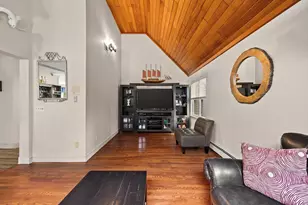 105 Lounsbury Dr, Raynham, MA 02767 - Photo 15