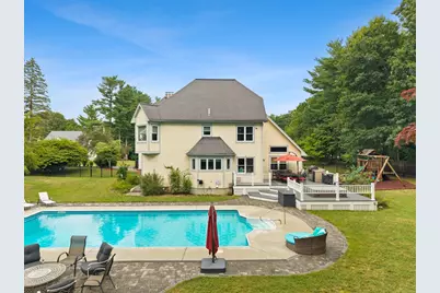 105 Lounsbury Dr, Raynham, MA 02767 - Photo 39