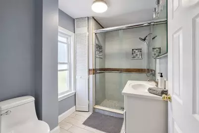27 Franklin Ave, Somerville, MA 02145 - Photo 15