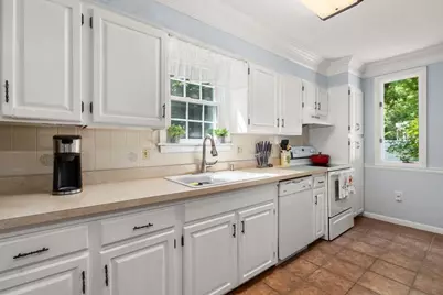 22 Union Rd, Norton, MA 02766 - Photo 5