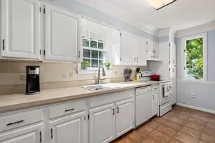 22 Union Rd, Norton, MA 02766 - Photo 5
