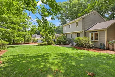 368 Acton Rd, Chelmsford, MA 01824 - Photo 3