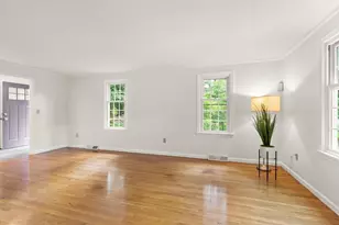 368 Acton Rd, Chelmsford, MA 01824 - Photo 9