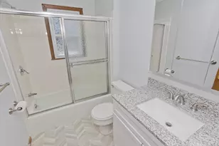 57 Price St, Springfield, MA 01104 - Photo 13