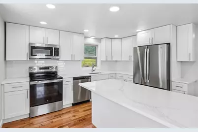 23 Boylston Street, Worcester, MA 01605 - Photo 9