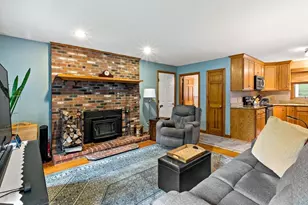 8 Peter Cooper Dr, Wareham, MA 02571 - Photo 17