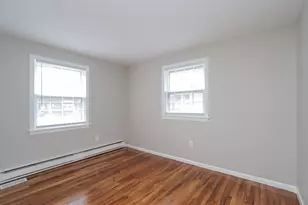 83 Newhall St, Springfield, MA 01109 - Photo 9