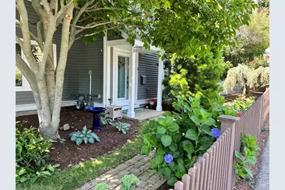 65 E Main St #3, Gloucester, MA 01930 - Photo 3