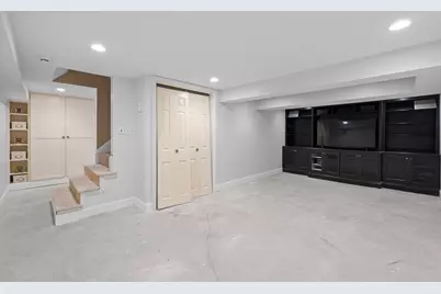 241 Ridge St, Winchester, MA 01890 - Photo 23