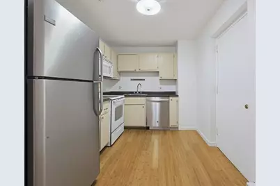 65 Milliken Ave #3, Franklin, MA 02038 - Photo 5