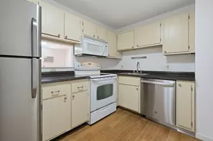 65 Milliken Ave, Franklin, MA 02038 - Photo 5