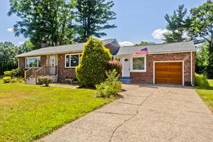 52 Harkness Ave, East Longmeadow, MA 01028 - Photo 27