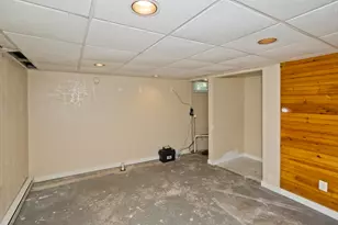 52 Harkness Ave, East Longmeadow, MA 01028 - Photo 17