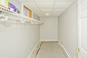 52 Harkness Ave, East Longmeadow, MA 01028 - Photo 15
