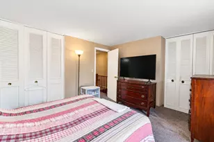 48 Manor Ct, Springfield, MA 01118 - Photo 9