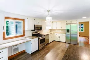1083 Edgell Rd, Framingham, MA 01701 - Photo 9