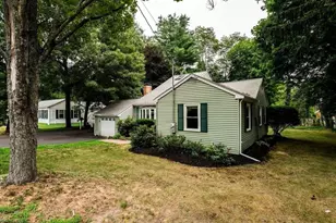 1083 Edgell Rd, Framingham, MA 01701 - Photo 3