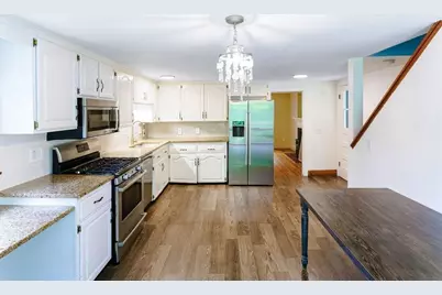 1083 Edgell Rd, Framingham, MA 01701 - Photo 9