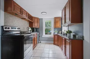 92 Broadway, Taunton, MA 02780 - Photo 5