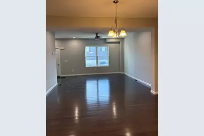 184 Avenue C #02, Woonsocket, RI 02895 - Photo 3