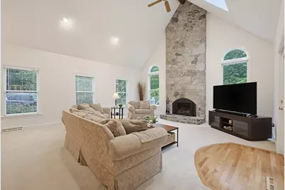 25 Erin Way, Holliston, MA 01746 - Photo 15