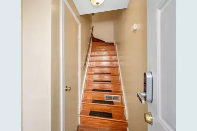 54 Gates  St #2, Lowell, MA 01851 - Photo 5