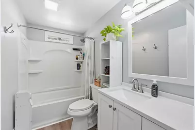 268 Milk St, Fitchburg, MA 01420 - Photo 15