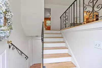 7 Meadowbrook Rd, Chelmsford, MA 01863 - Photo 7
