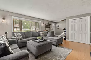 85 Baylies Rd, Taunton, MA 02780 - Photo 9