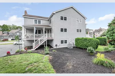 7 Carnation Cir #D, Reading, MA 01867 - Photo 3
