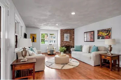 7 Carnation Cir #D, Reading, MA 01867 - Photo 5