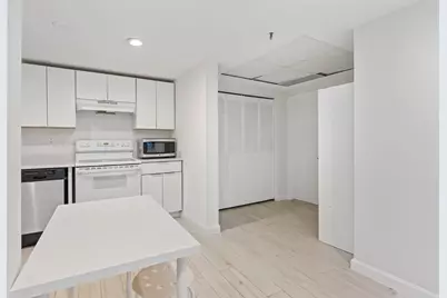 1427 Commonwealth Ave #102, Boston, MA 02135 - Photo 5