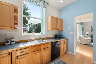 15 Story St, Rockport, MA 01966 - Photo 5