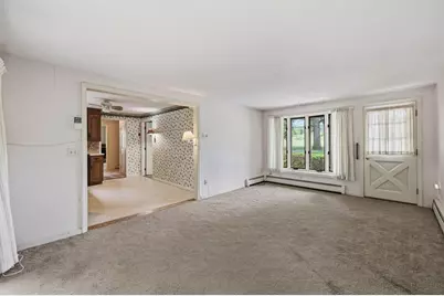 907 Main St, Wilbraham, MA 01095 - Photo 3