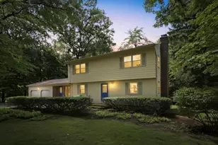 907 Main St, Wilbraham, MA 01095 - Photo 1