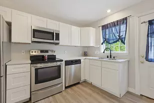 13 Dexter St, North Attleboro, MA 02760 - Photo 7