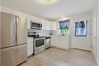 13 Dexter St #13, North Attleboro, MA 02760 - Photo 9